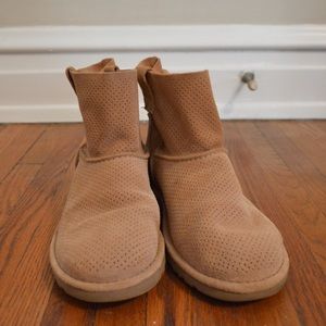 Ugg Spring Boot